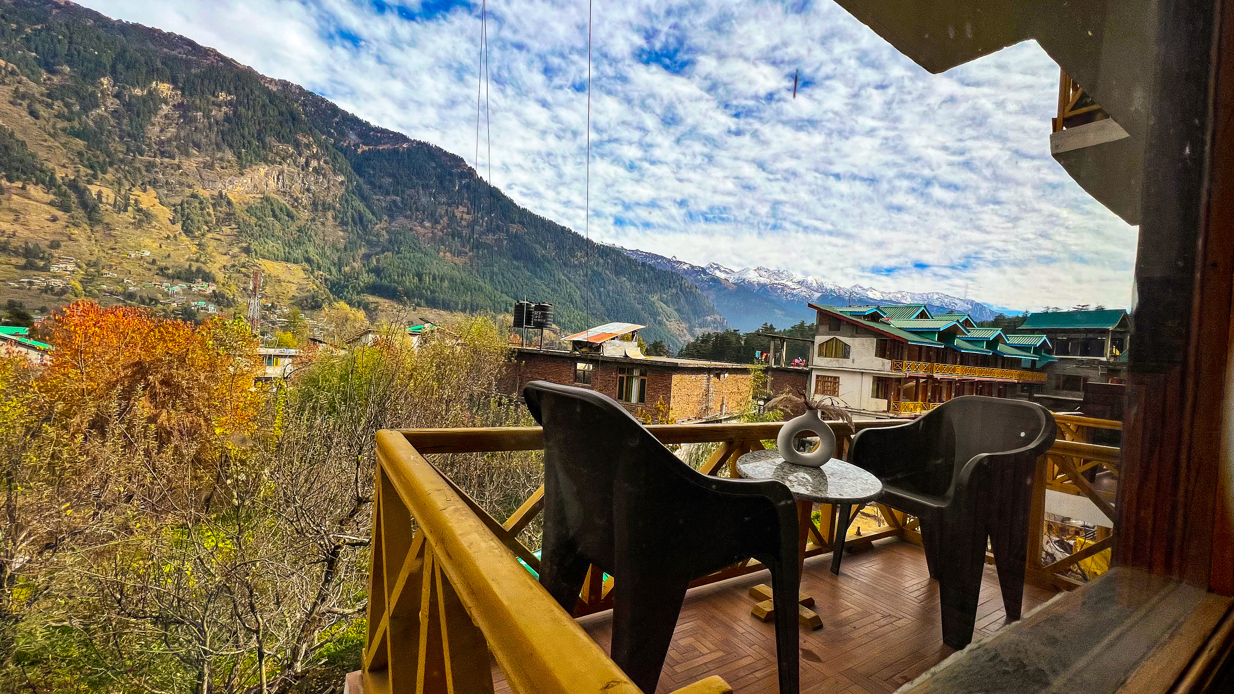 Mountain views from YOLO Homes Manali